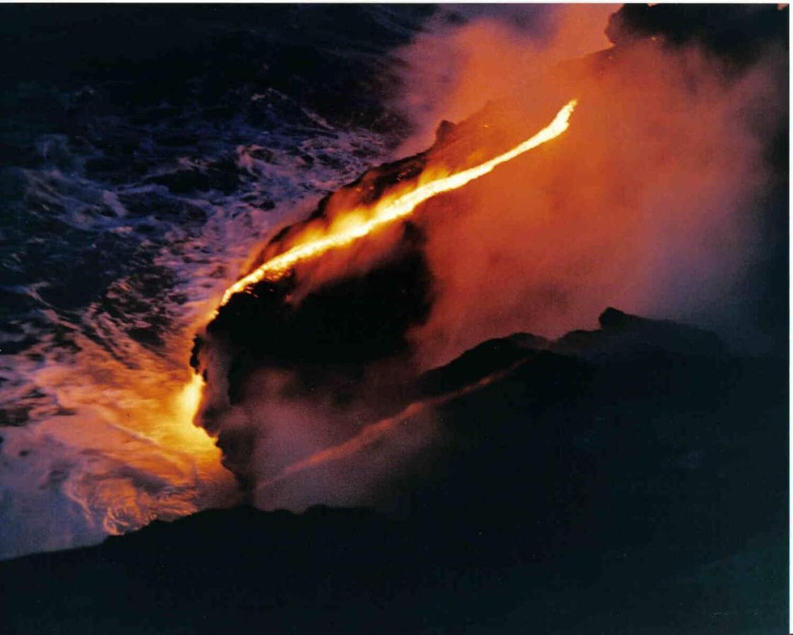 The Magical Lava Temple With Epic Volcano Views! Kehena 外观 照片